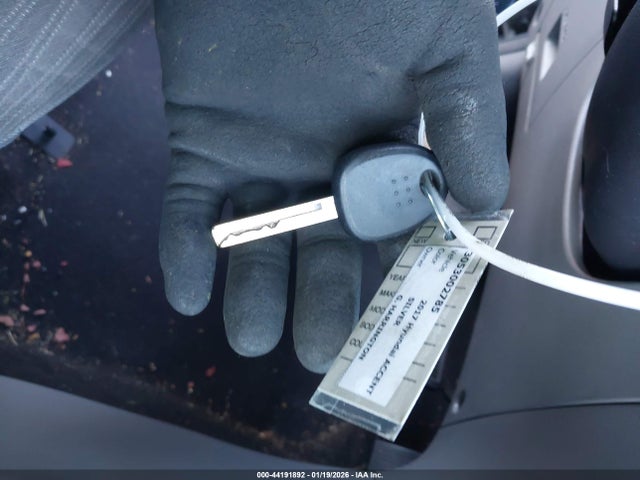44191892 :رقم المزاد ، KMHCT4AE5HU266877 vin ، 2017 Hyundai Accent Se مزاد بيع