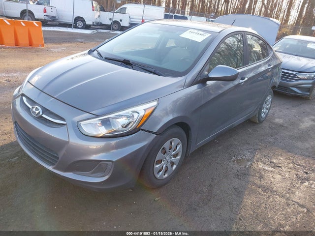 44191892 :رقم المزاد ، KMHCT4AE5HU266877 vin ، 2017 Hyundai Accent Se مزاد بيع