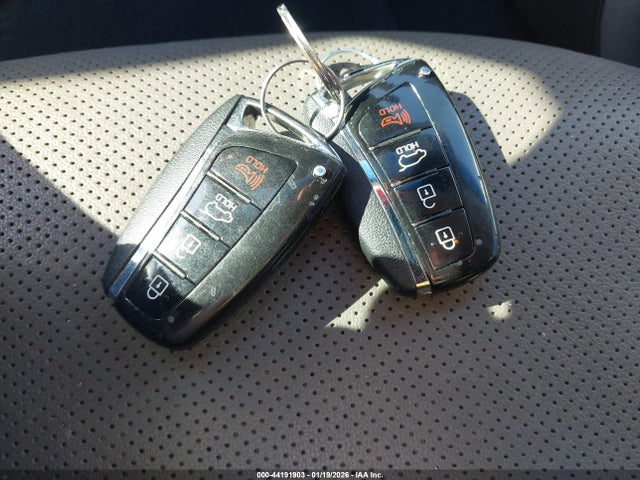 5XYZU3LB4JG568158 Hyundai Santa Fe Sport 2.4l