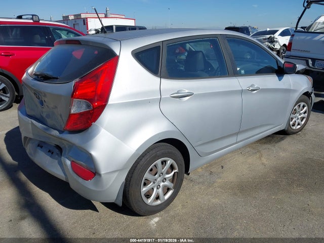 KMHCT5AE4EU176699 Hyundai ACCENT GS