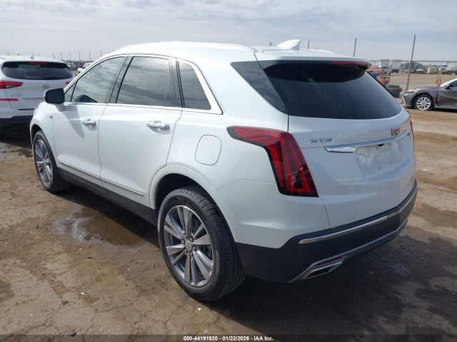 2025 CADILLAC XT5 1GYKNCRS9SZ118962 Photo 2