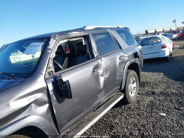 JTEBU5JR2H5422790 Toyota 4runner Sr5 Premium