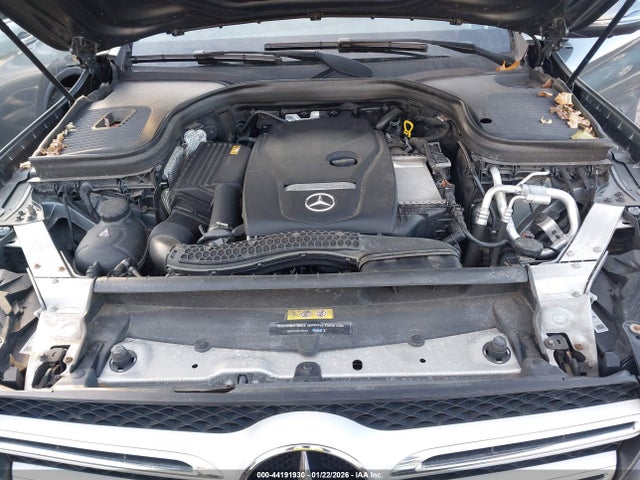2018 Mercedes-benz Glc 300 4matic მანქანა იყიდება აუქციონზე, vin: WDC0G4KBXJV061761, აუქციონის ნომერი: 44191930