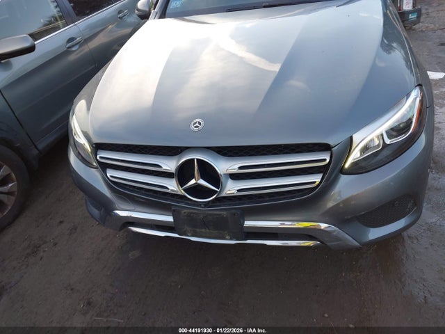 2018 Mercedes-benz Glc 300 4matic მანქანა იყიდება აუქციონზე, vin: WDC0G4KBXJV061761, აუქციონის ნომერი: 44191930