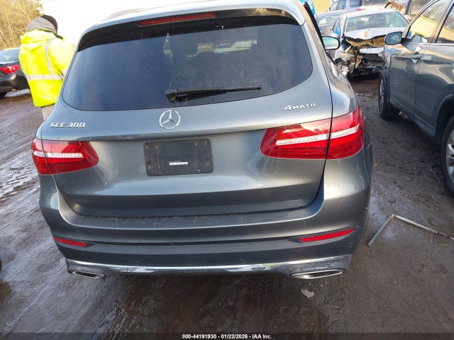 2018 Mercedes-benz Glc 300 4matic მანქანა იყიდება აუქციონზე, vin: WDC0G4KBXJV061761, აუქციონის ნომერი: 44191930