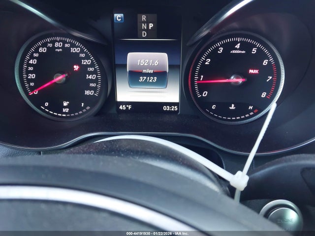2018 Mercedes-benz Glc 300 4matic მანქანა იყიდება აუქციონზე, vin: WDC0G4KBXJV061761, აუქციონის ნომერი: 44191930