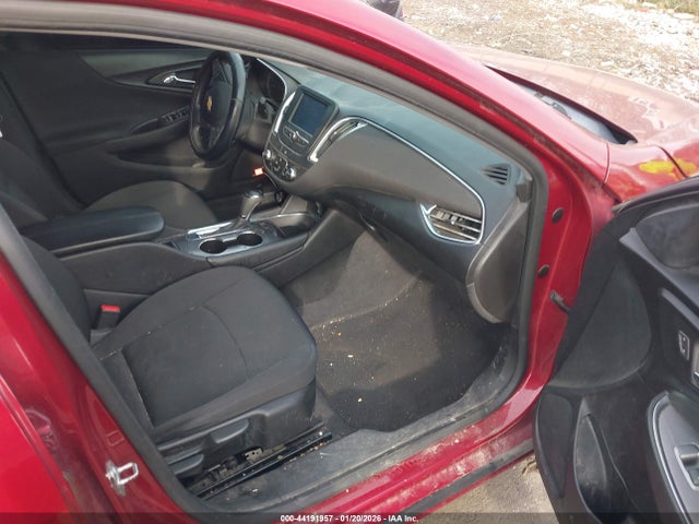 1G1ZD5ST1JF259135 Chevrolet MALIBU LT