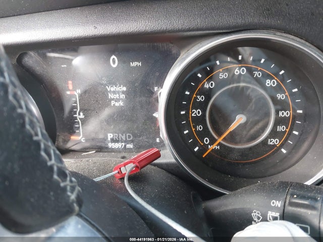 1C4HJXEG8JW115930 Jeep Wrangler Unlimited Sahara 4x4