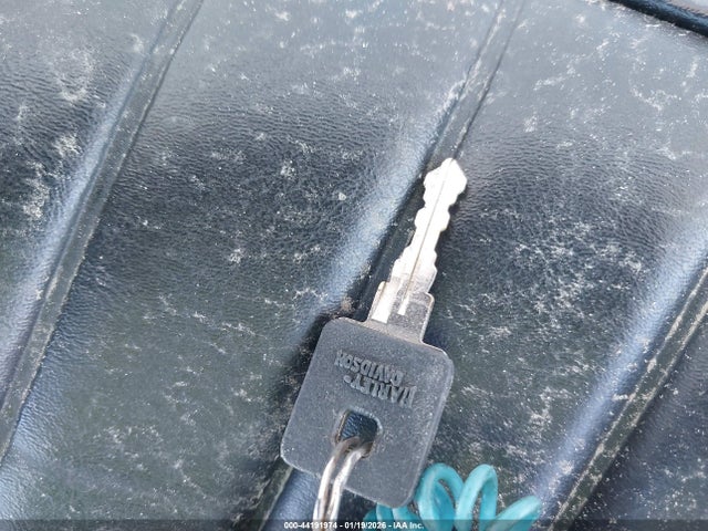 2022 HARLEY-DAVIDSON XL883 1HD4LE217NB414978 Photo 10