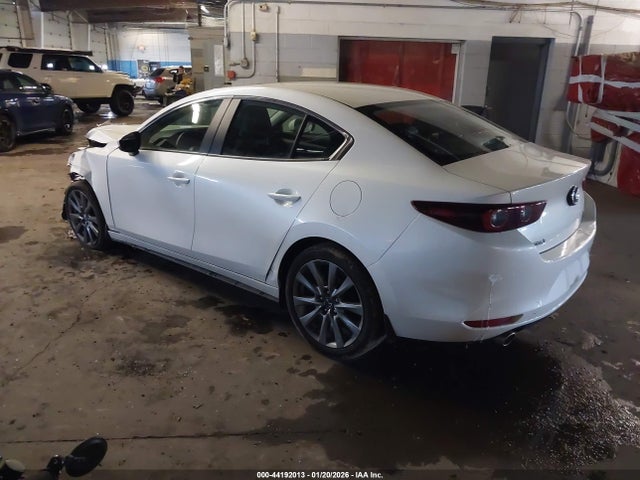 Продаж на аукціоні авто 2024 Mazda Mazda3 2.5 S Preferred, vin: 3MZBPACM8RM400758, номер лоту: 44192013