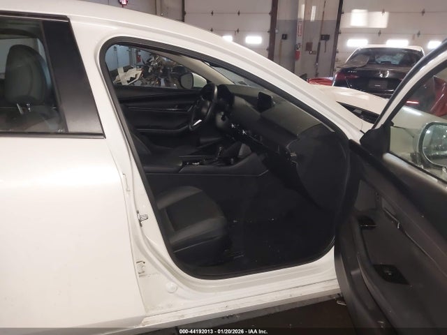 Продаж на аукціоні авто 2024 Mazda Mazda3 2.5 S Preferred, vin: 3MZBPACM8RM400758, номер лоту: 44192013