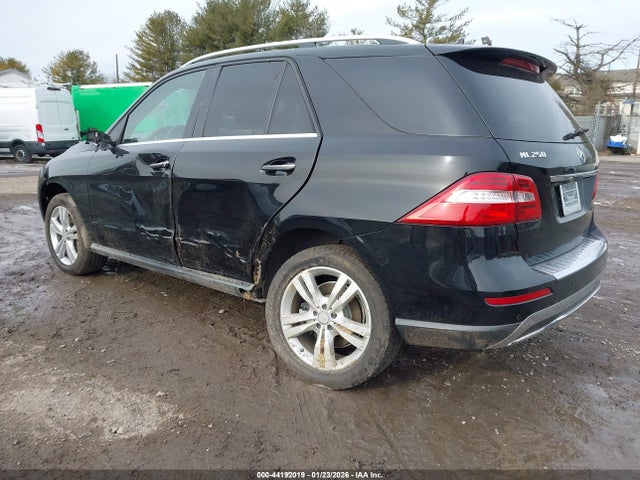 2015 MERCEDES-BENZ ML 250 BLUETEC 4JGDA0EB2FA526167 Photo 2