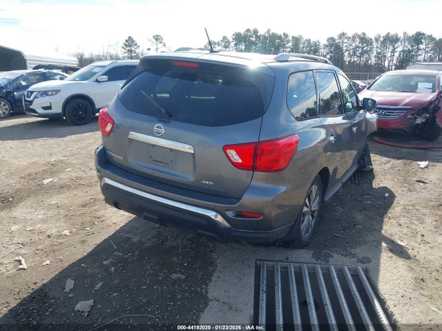 5N1DR2MM0JC651365 Nissan Pathfinder S