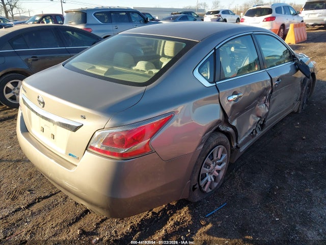 Nissan Altima 2.5 S 2014 1N4AL3AP1EC107661 Image 4