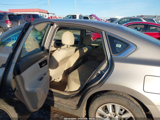 Nissan Altima 2.5 S 2014 1N4AL3AP1EC107661 Image 8