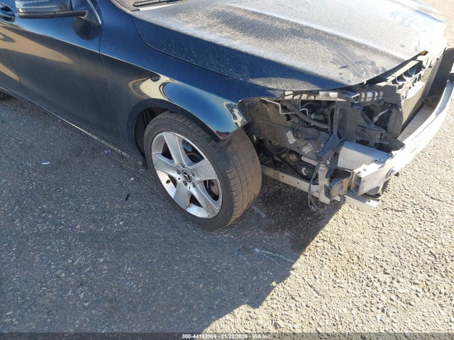 44192064 :رقم المزاد ، WDDSJ4EB1JN586970 vin ، 2018 Mercedes-benz Cla 250 مزاد بيع