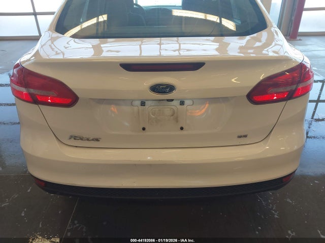 Ford FOCUS SE 2018 1FADP3F23JL212548 Image 18