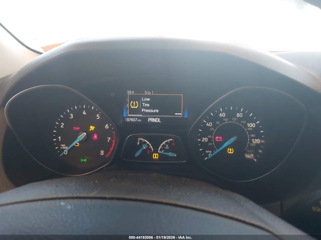 Ford FOCUS SE 2018 1FADP3F23JL212548 Image 7