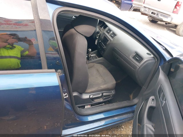 3VW167AJXGM402213 Volkswagen Jetta 1.4t S