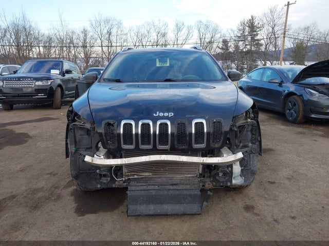 Auction sale of the 2016 Jeep Cherokee Latitude, vin: 1C4PJMCB5GW255914, lot number: 44192160