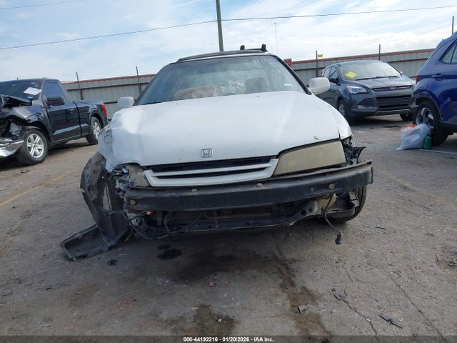 1994 HONDA ACCORD JHMCD5553RC014066 Photo 5