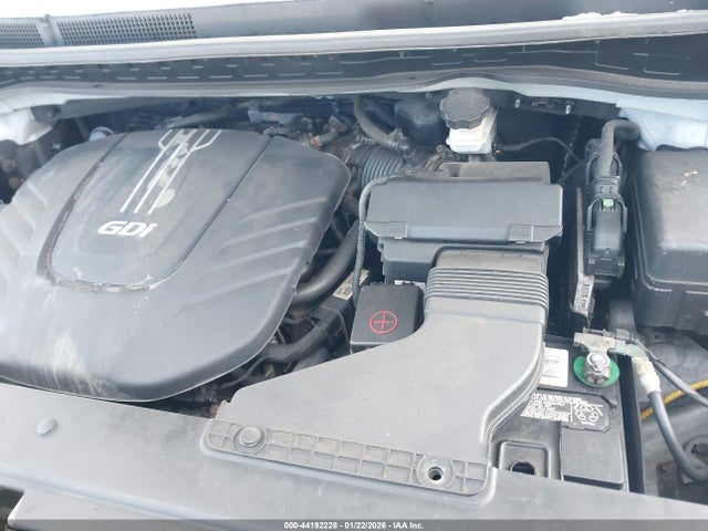 KNDMB5C1XG6118139 KIA SEDONA LX
