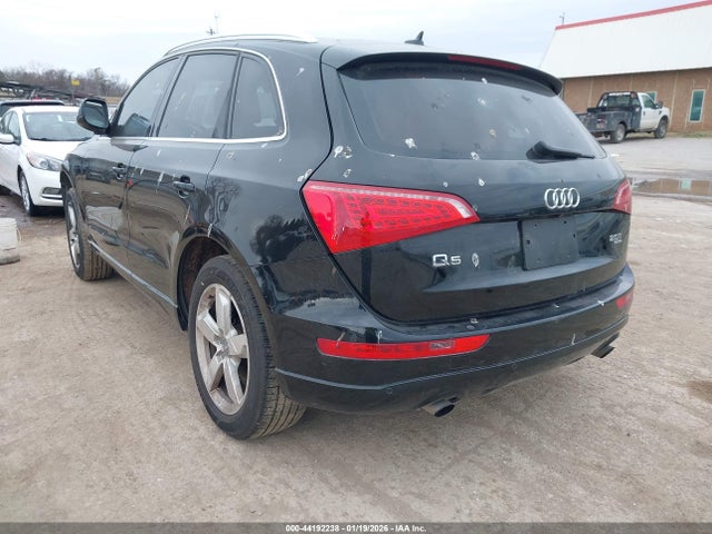 2011 AUDI Q5 WA1LFAFP6BA110726 Photo 2