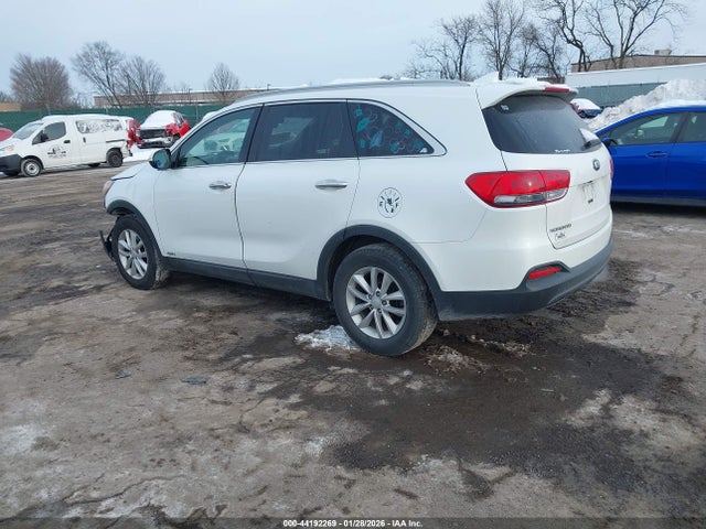 5XYPGDA37JG395610 KIA Sorento 2.4l Lx
