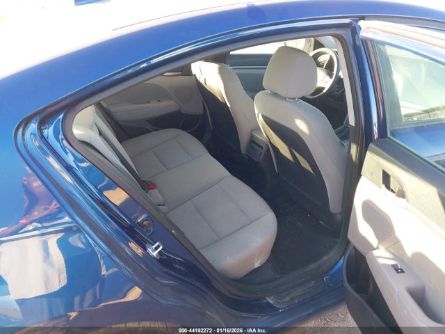2018 HYUNDAI ELANTRA 5NPD84LF4JH215614 Photo 7