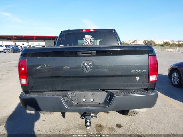 Продажа на аукционе авто 2024 Ram 1500 Classic Tradesman  4x4 5'7 Box, vin: 1C6RR7KT4RS130238, номер лота: 44192280