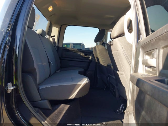Продажа на аукционе авто 2024 Ram 1500 Classic Tradesman  4x4 5'7 Box, vin: 1C6RR7KT4RS130238, номер лота: 44192280
