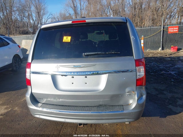 Продаж на аукціоні авто 2015 Chrysler Town & Country Limited Platinum, vin: 2C4RC1GG7FR697351, номер лоту: 44192298