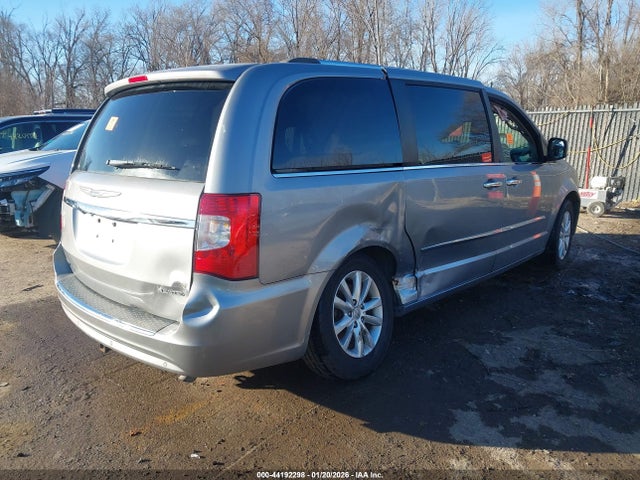 Продаж на аукціоні авто 2015 Chrysler Town & Country Limited Platinum, vin: 2C4RC1GG7FR697351, номер лоту: 44192298