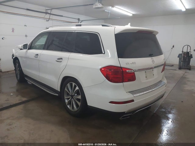 2016 MERCEDES-BENZ GL 450 4JGDF6EE1GA664878 Photo 2