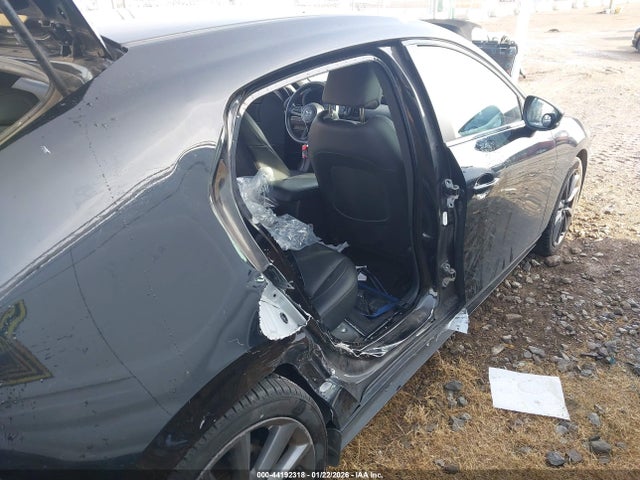 JM1BPAKL7M1337055 Mazda Mazda3 Select