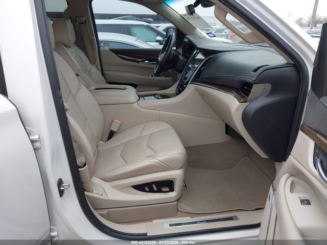 2018 CADILLAC ESCALADE 1GYS4BKJ4JR357011 Photo 4