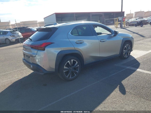 JTHX6JBH9L2066611 Lexus UX 250H