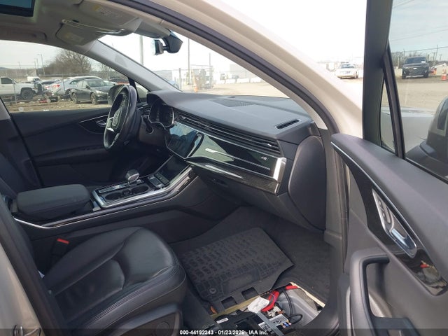 2021 AUDI Q7 WA1LXAF7XMD030859 Photo 4