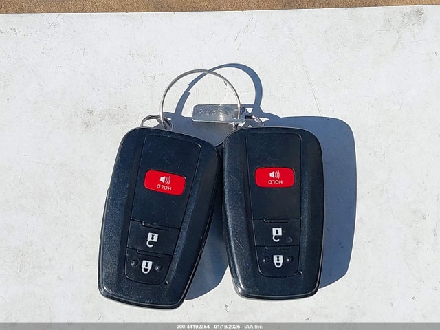 JTDKAMFU9N3162027 Toyota Prius Le