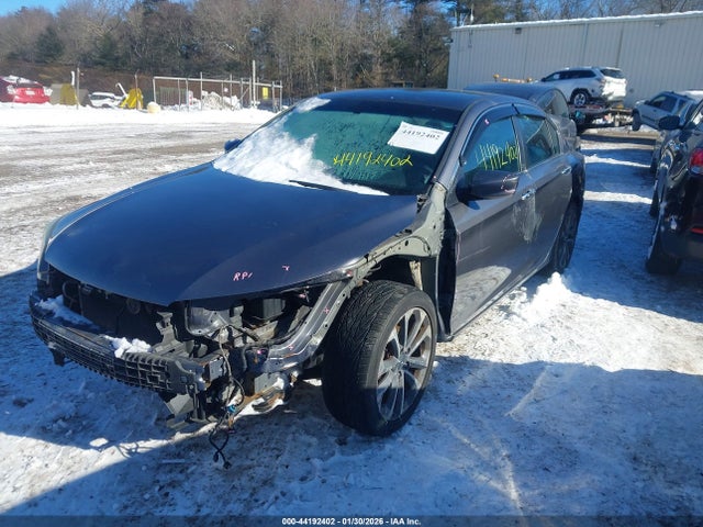 44192402 :رقم المزاد ، 1HGCR2F53DA224477 vin ، 2013 Honda Accord Sport مزاد بيع
