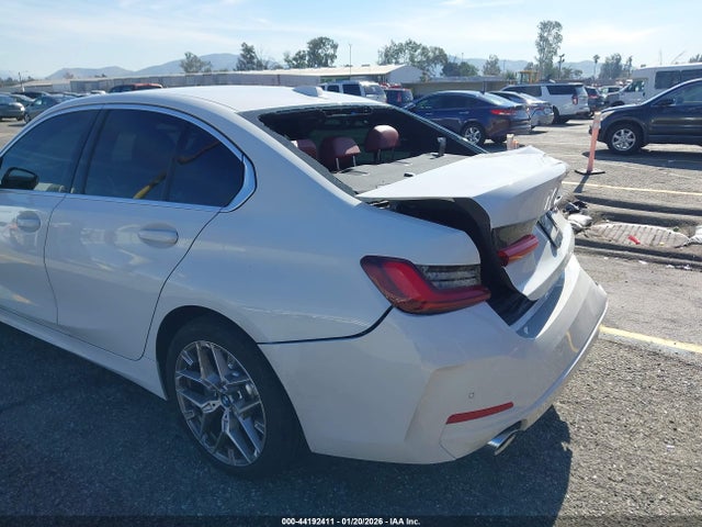 2025 Bmw 330i მანქანა იყიდება აუქციონზე, vin: 3MW69CW03S8F73408, აუქციონის ნომერი: 44192411