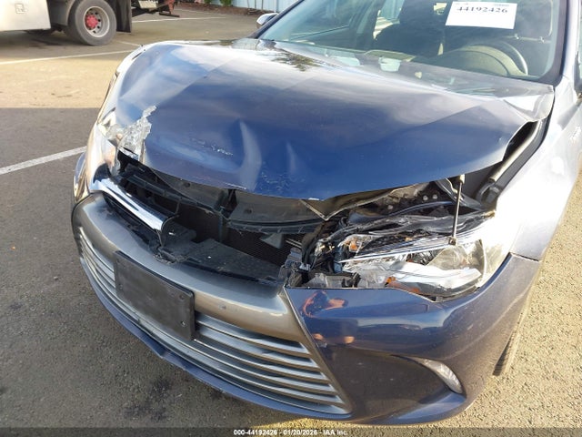 4T1BD1FK0GU194295 Toyota Camry Hybrid Le
