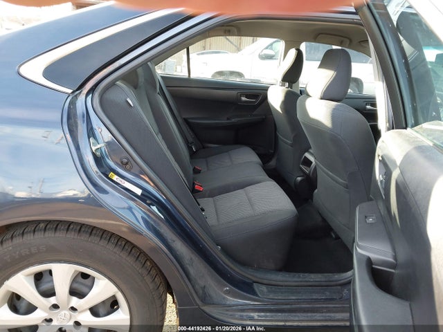 4T1BD1FK0GU194295 Toyota Camry Hybrid Le