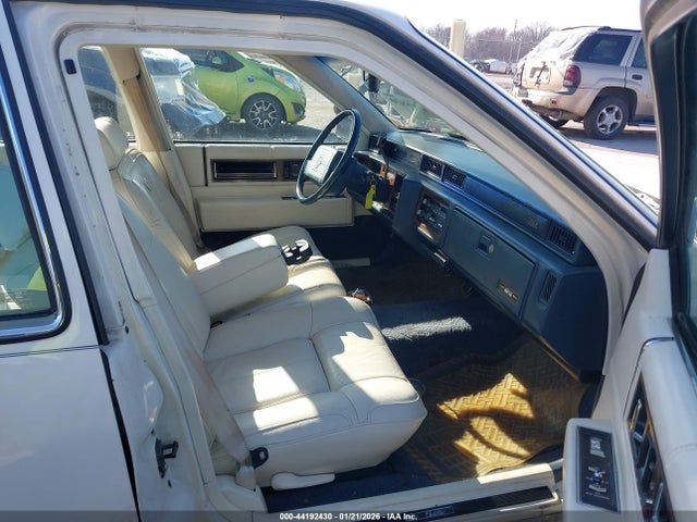 1991 CADILLAC DEVILLE 1G6CD53B2M4285765 Photo 4