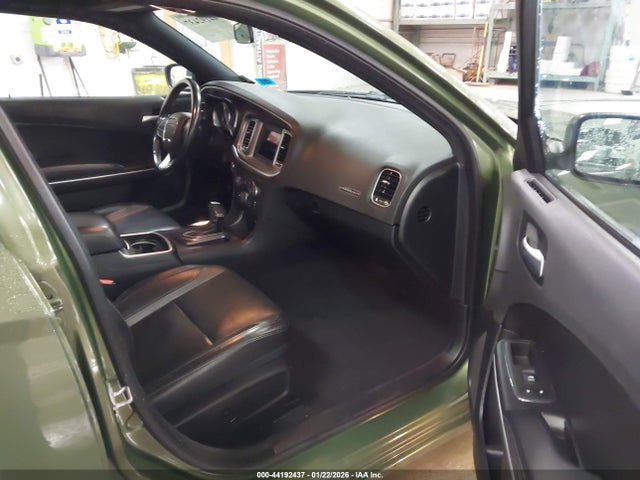 Продажа на аукционе авто 2022 Dodge Charger Sxt Rwd, vin: 2C3CDXBG9NH119063, номер лота: 44192437