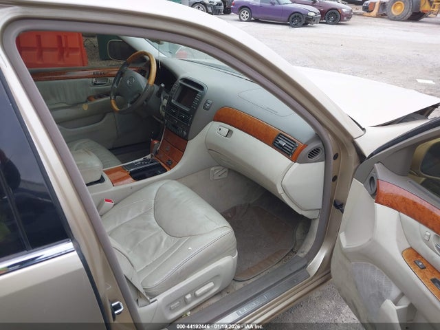 Продажа на аукционе авто 2001 Lexus Ls 430, vin: JTHBN30F410047404, номер лота: 44192446