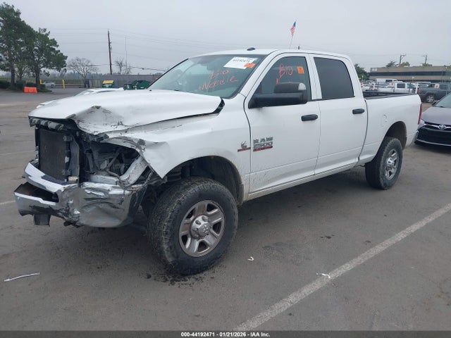 RAM 2500 Tradesman 2016 3C6UR5CL8GG192579 Image 2