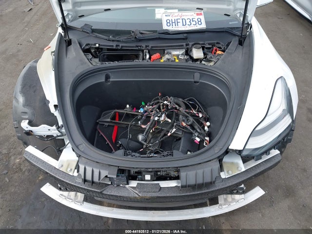 2018 TESLA MODEL 3 5YJ3E1EAXJF076866 Photo 9