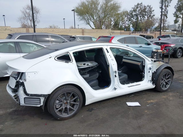 2018 TESLA MODEL 3 5YJ3E1EAXJF076866 Photo 5