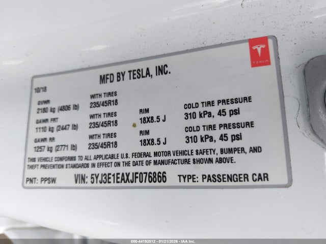 2018 TESLA MODEL 3 5YJ3E1EAXJF076866 Photo 8